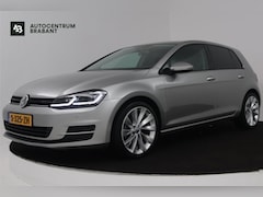 Volkswagen Golf - 1.2 TSI Trendline (NAVIGATIE, PARKEERSENSOREN, AUTOMAAT)