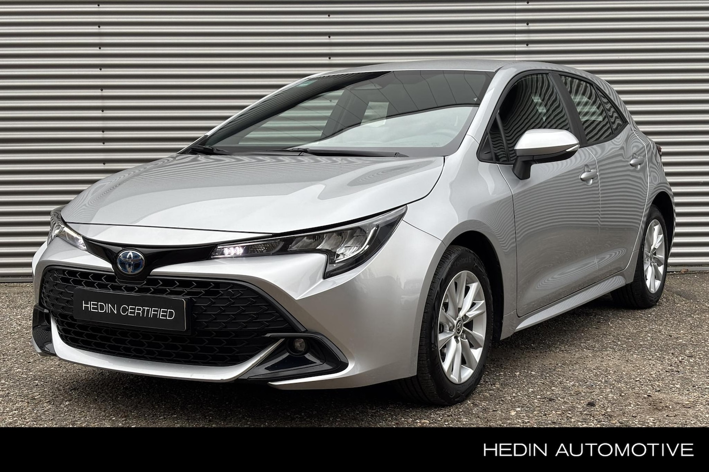 Toyota Corolla - Hybrid 140 Active / Nederlandse Auto / Eerste Eigenaar / Parkeercamera / Navigatie / Apple - AutoWereld.nl