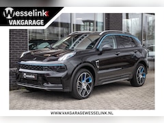 Lynk & Co 01 - 1.5 - trekhaak | pano-schuif k. dak