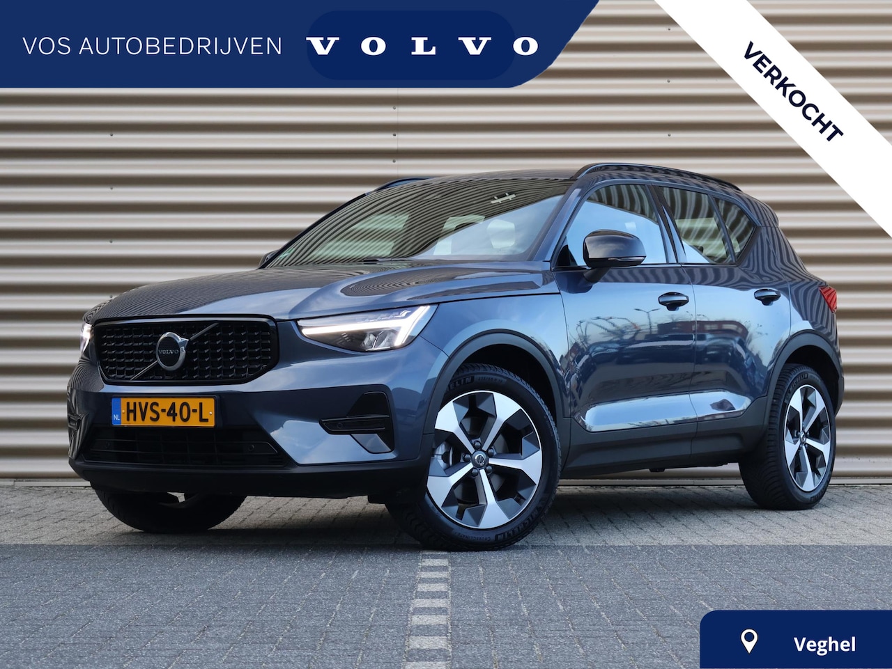 Volvo XC40 - B4 Plus Dark | Trekhaak elektr. | Harman Kardon | 19 inch icm All-season banden - AutoWereld.nl