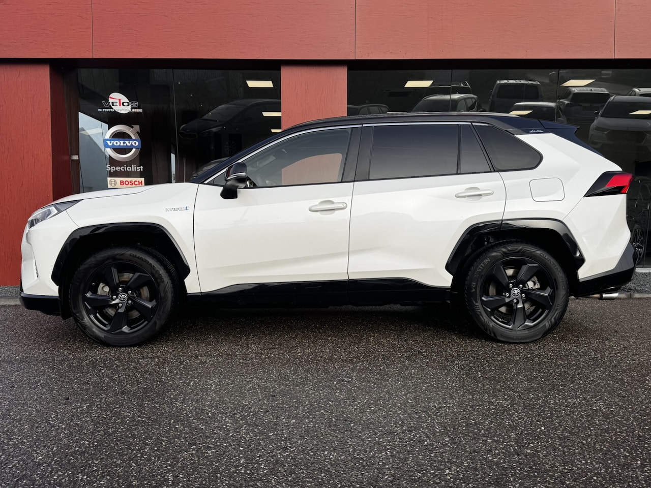 Toyota RAV4 - 2.5 Hybrid Style | Navigatie | Trekhaak | Bi-Tone | - AutoWereld.nl