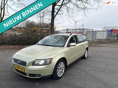 Volvo V50 - 2.4i Kinetic LEUKE AUTO MET FIJNE AUTOMAAT