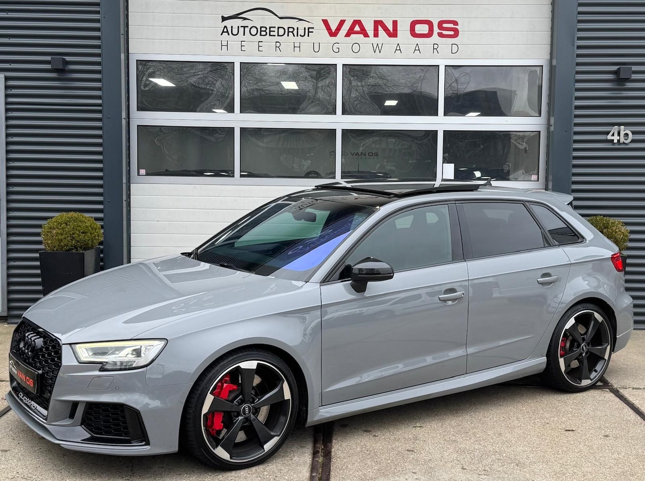 Audi A3 Sportback - 2.5 TFSI RS 3 quattro l Virtual l Pano l B&O l Leder l 19inch - AutoWereld.nl