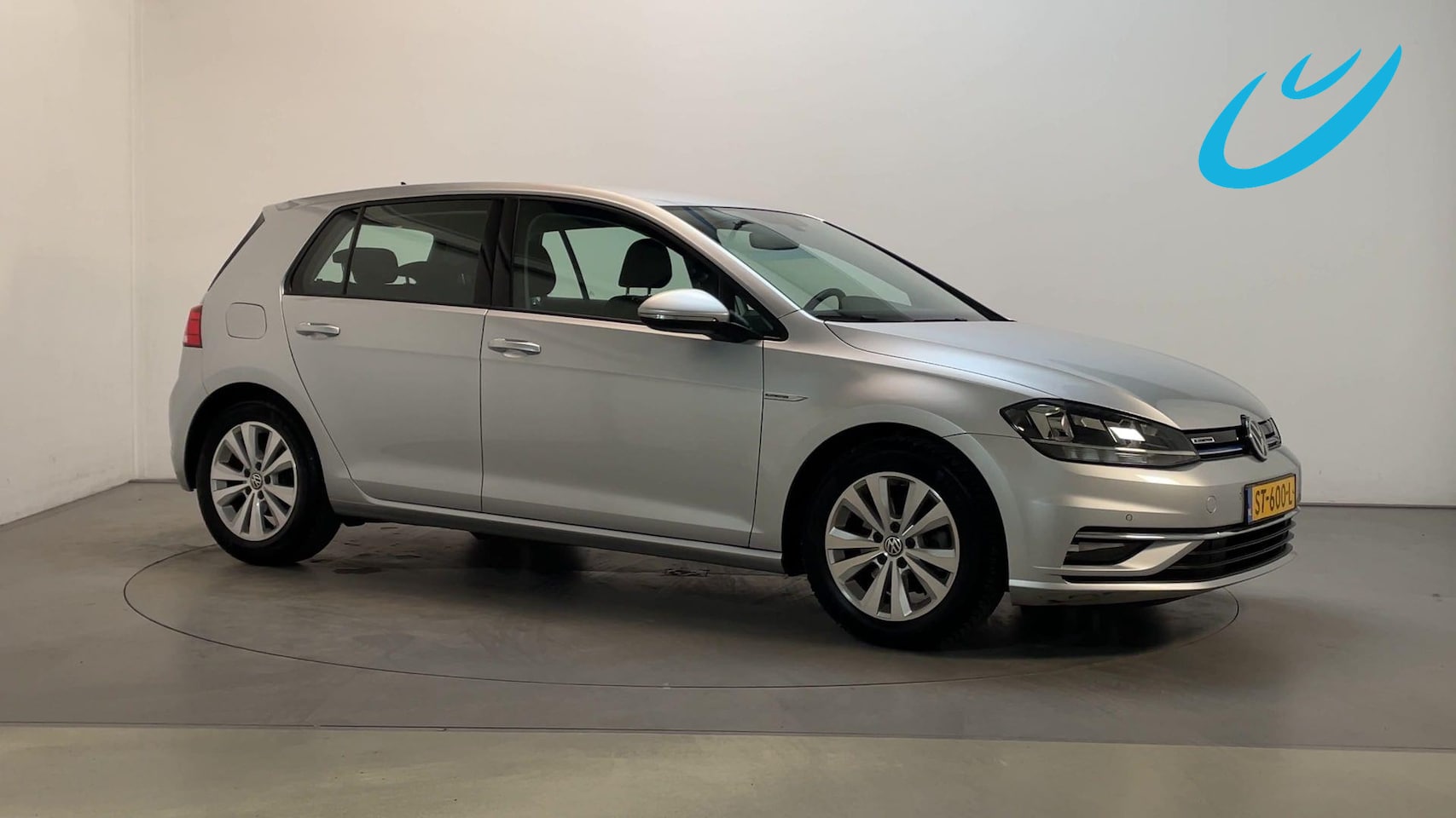 Volkswagen Golf - 1.5 TSI Comfortline 6-bak Navigatie Parkeersensoren DAB+ App-Connect - AutoWereld.nl