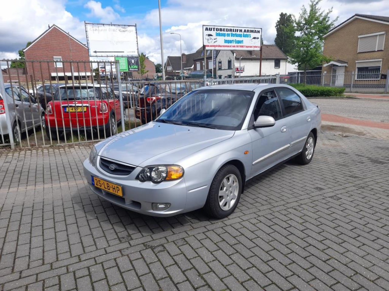 Kia Shuma - 1.6-16V LS 1.6-16V LS - AutoWereld.nl