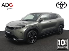 Toyota Urban Cruiser - Dynamic 61 kWh | Keyless Entry | Stuurwielverwarming | Navigatie | Apple Carplay | Android