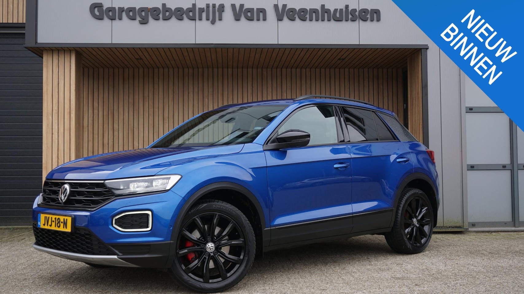 Volkswagen T-Roc - 1.5 TSI 150pk DSG Sport & Black Style Virtual Cockpit 18inch LM Beats *Interieurvoorverwar - AutoWereld.nl