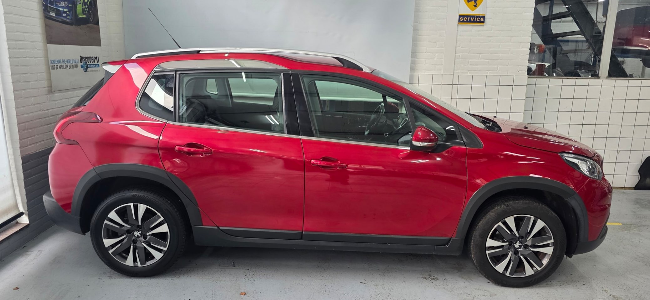 Peugeot 2008 - 1.2 PureTech Allure 1.2 PureTech Allure - AutoWereld.nl