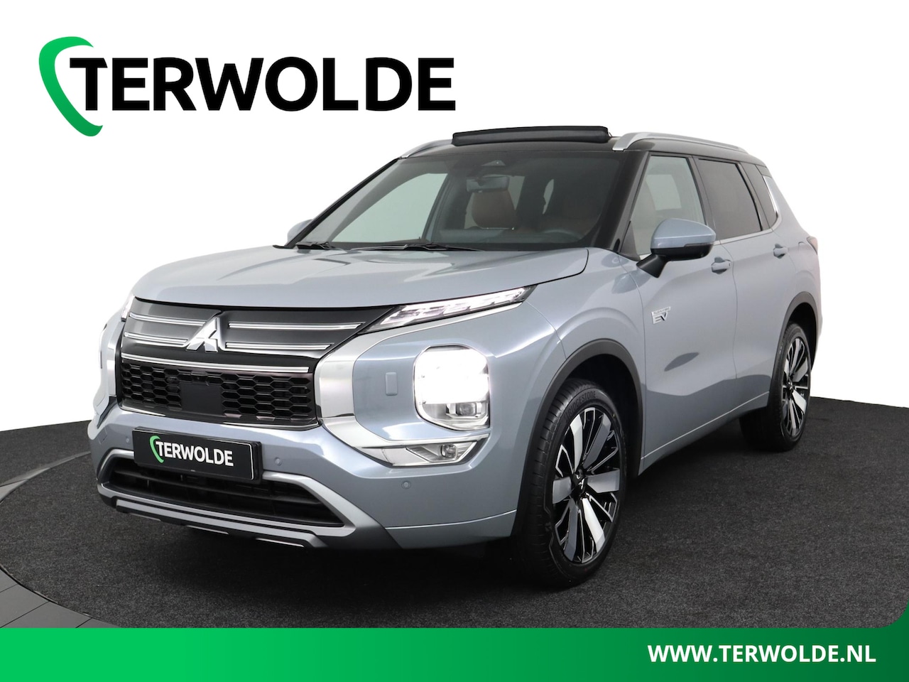 Mitsubishi Outlander - 2.4 PHEV Instyle+ | € 6.000 Korting! | 360° Camera | Adaptive Cruise Control | Bekleding L - AutoWereld.nl