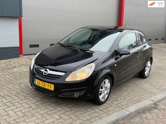 Opel Corsa - 1.2-16V Essentia