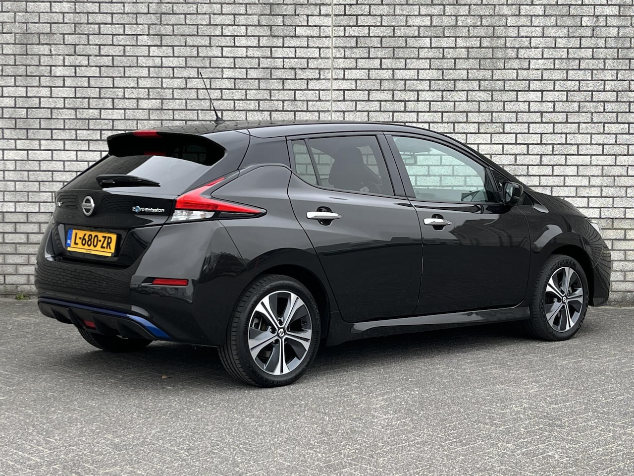 Nissan LEAF - e+ N-Connecta 62 kWh | Achteruitrijcamera | Stoel + stuurverwarming | Navigatie | Apple Ca - AutoWereld.nl