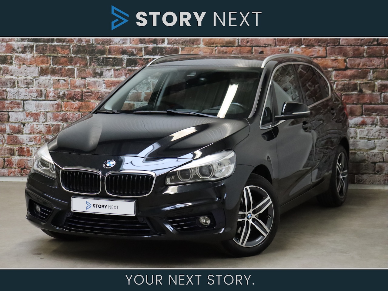 BMW 2-serie Active Tourer - 218i High Executive Sport Line Automaat / Navigatiesysteem Plus / Driving Assistant / Lede - AutoWereld.nl