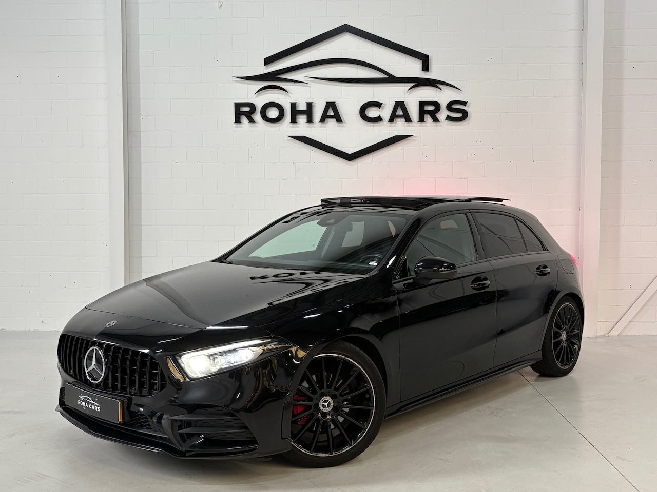 Mercedes-Benz A-klasse - 200 AMG Pano*Sfeer*Memory*Cam - AutoWereld.nl