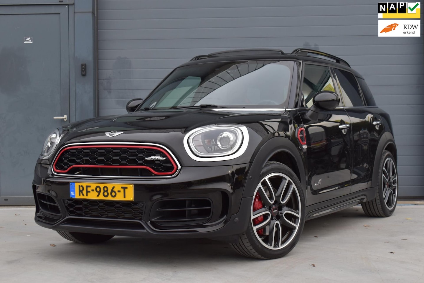 MINI Countryman - Mini 2.0 John Cooper Works ALL4 Chili | KUIPSTOELEN JCW | PANO | HARMAN KARDON | ACC | NAV - AutoWereld.nl