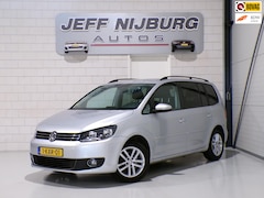 Volkswagen Touran - 1.6 TDI Highline 7p. "7 Persoons" Nieuwe-APK Trekhaak Parkeersensoren Bluetooth I Apple-Ca