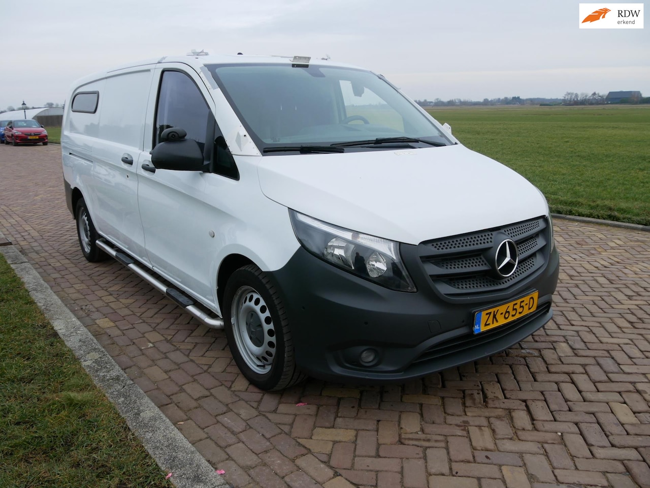 Mercedes-Benz Vito - 114 CDi AUT AC ** EX POLICE MARGE CAR ** - AutoWereld.nl