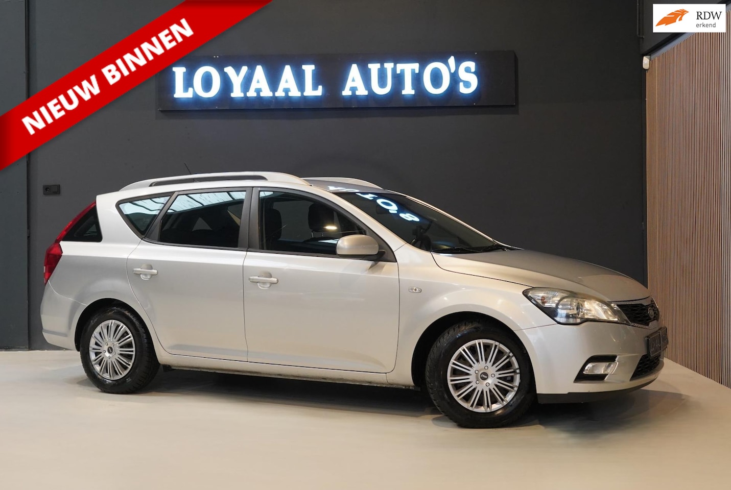 Kia Cee'd Sporty Wagon - 1.4 CVVT Navigator Plus Pack |AIRCO|ELEK.RAMEN|NAP|APK. - AutoWereld.nl