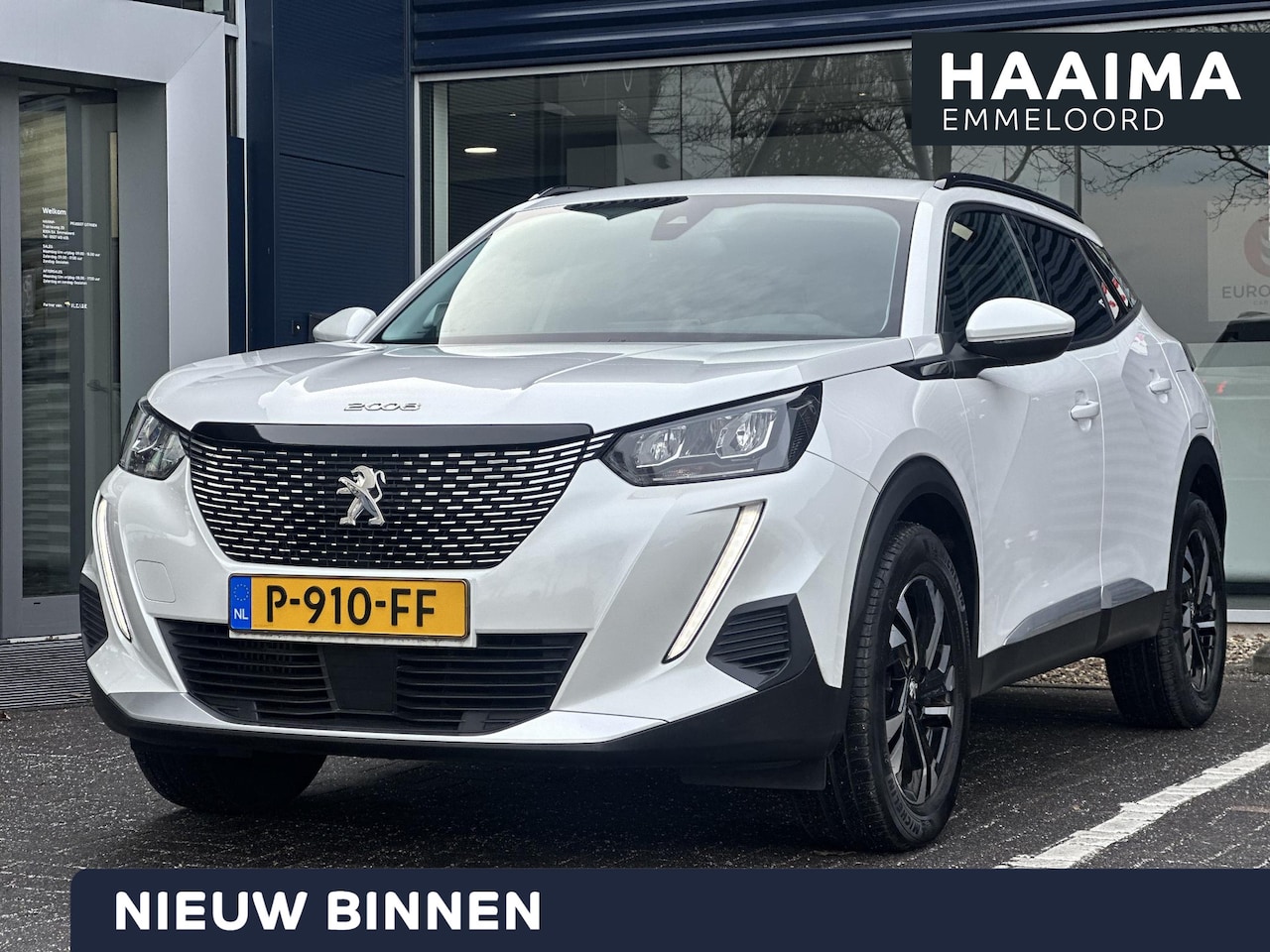 Peugeot 2008 - 1.2 PureTech Allure Pack | Trekhaak | Stoelverwarming | Parkeercamera/-sensoren | Apple Ca - AutoWereld.nl