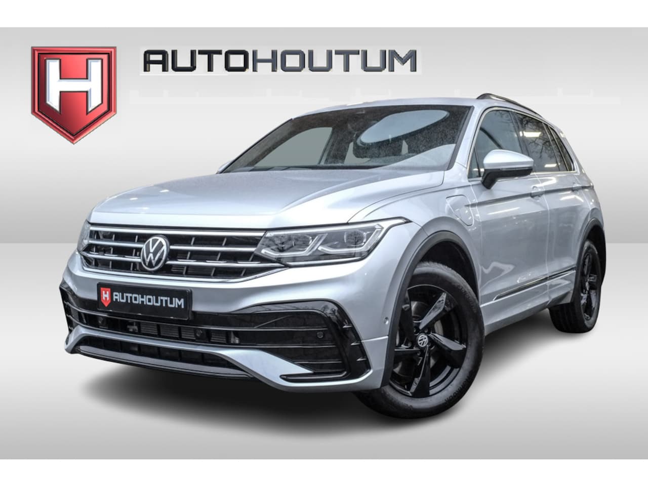 Volkswagen Tiguan - 1.4 TSI eHybrid R-Line ACC, Achteruitrijcamera - AutoWereld.nl