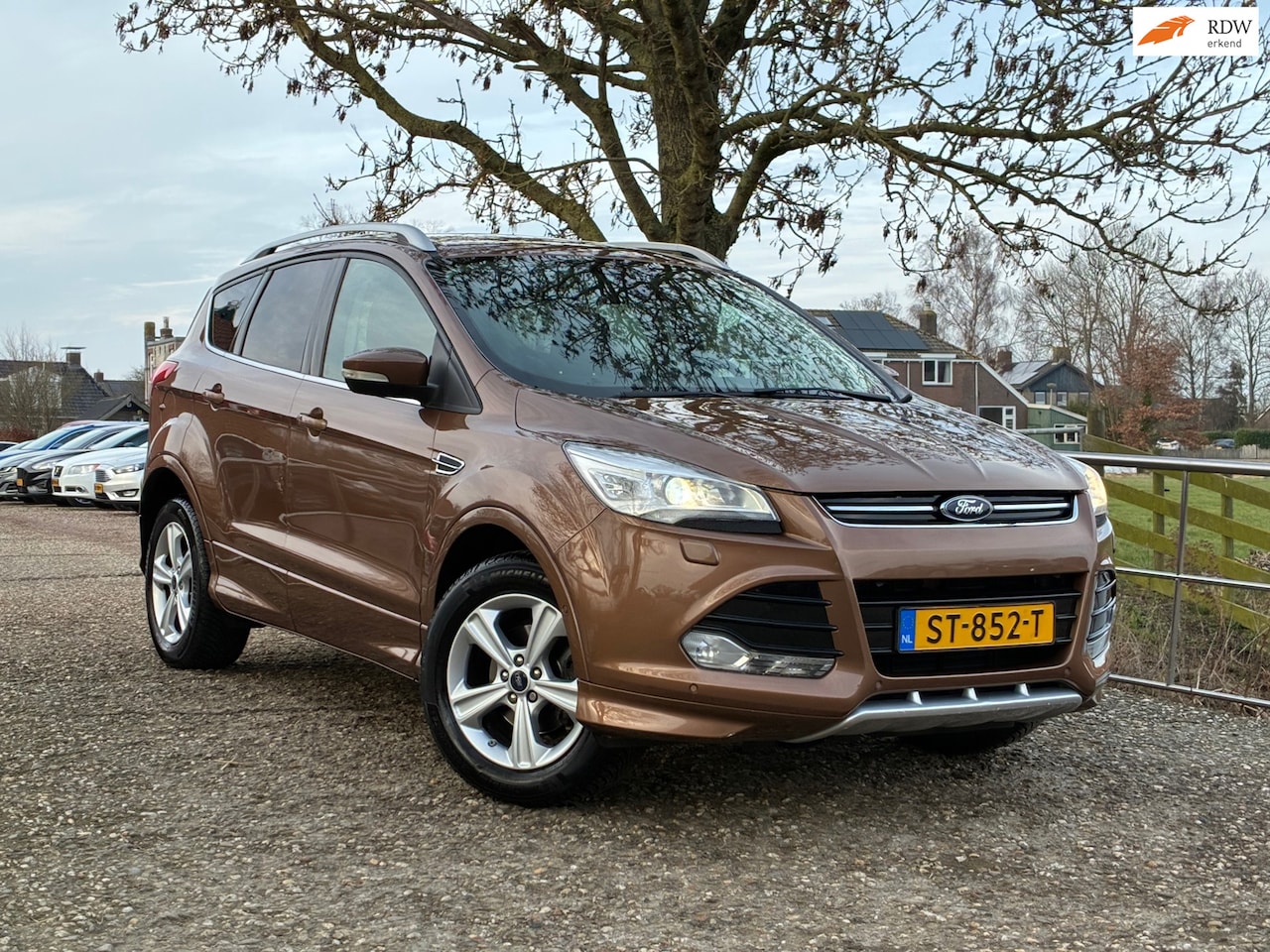 Ford Kuga - 1.6 Titanium Plus | Camera + Leder + Cruise Nu € 8.975,-!!! - AutoWereld.nl