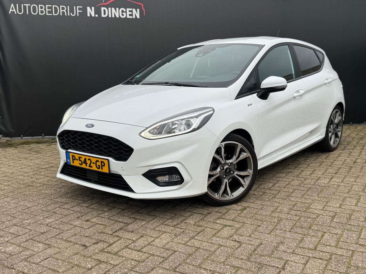 Ford Fiesta - 1.0 EcoBoost ST-Line 49dkm! Adaptieve cruise winterpack - AutoWereld.nl
