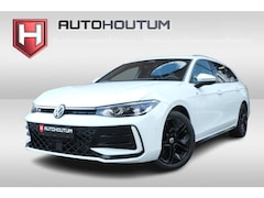 Volkswagen Passat Variant - 2.0 TDI R-Line Business Panoramadak, Trekhaak, Lederen s
