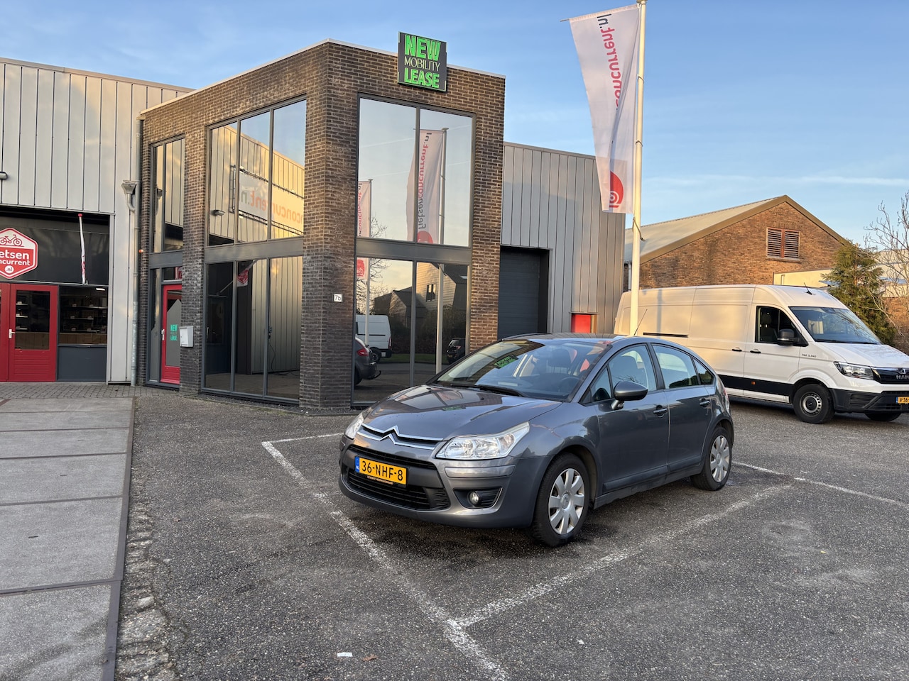 Citroën C4 - 1.6 VTi Anniversaire Cruise control Airco - AutoWereld.nl