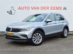 Volkswagen Tiguan - 1.5 TSI Life Busn 150PK NL-auto / Clima / Virtual dash. / Trekhaak