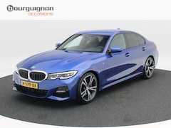 BMW 3-serie - 330i Executive Edition 259 Pk Automaat | M-Pakket | Leder/Alcantara | Camera | Navigatie|