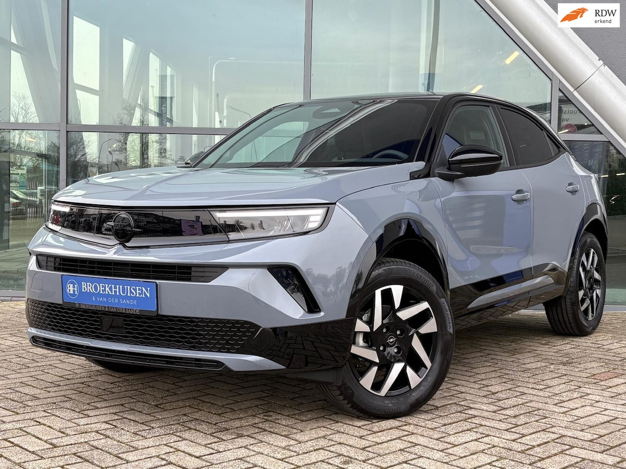 Opel Mokka - 1.2 Turbo Hybrid GS 136pk Automaat / 360 Camera / Stoelverwarming - AutoWereld.nl