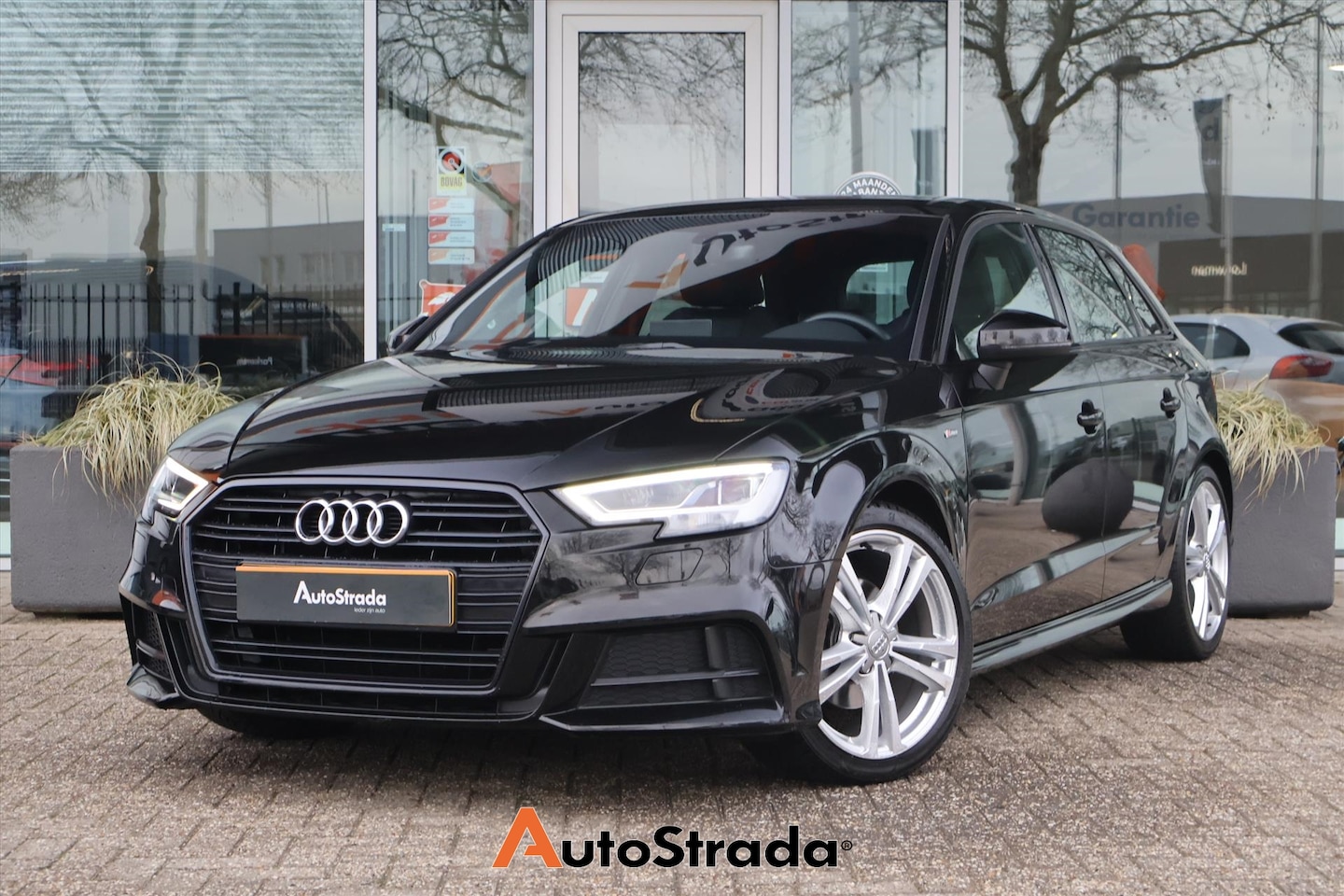 Audi A3 Sportback - 1.5 S-Line TFSI 150pk | Virtual | Stoelverwarming | Cruise | Climate | Navigatie | Carplay - AutoWereld.nl