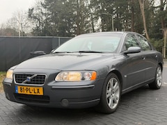 Volvo S60 - 2.4 Summum/Airco/Cruise/LPG/Leder/Navi/Trekhaak