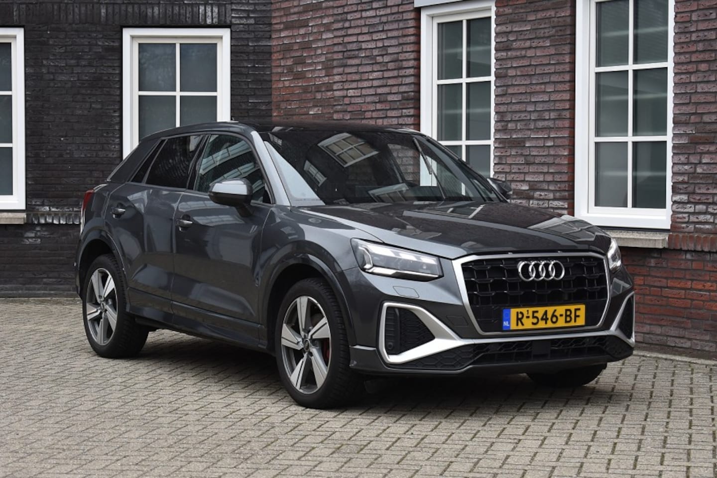 Audi Q2 - 35 TFSI S Edition - Pano - Leder Wij zijn op afspraak geopend! Graag bellen voor uw komst. - AutoWereld.nl