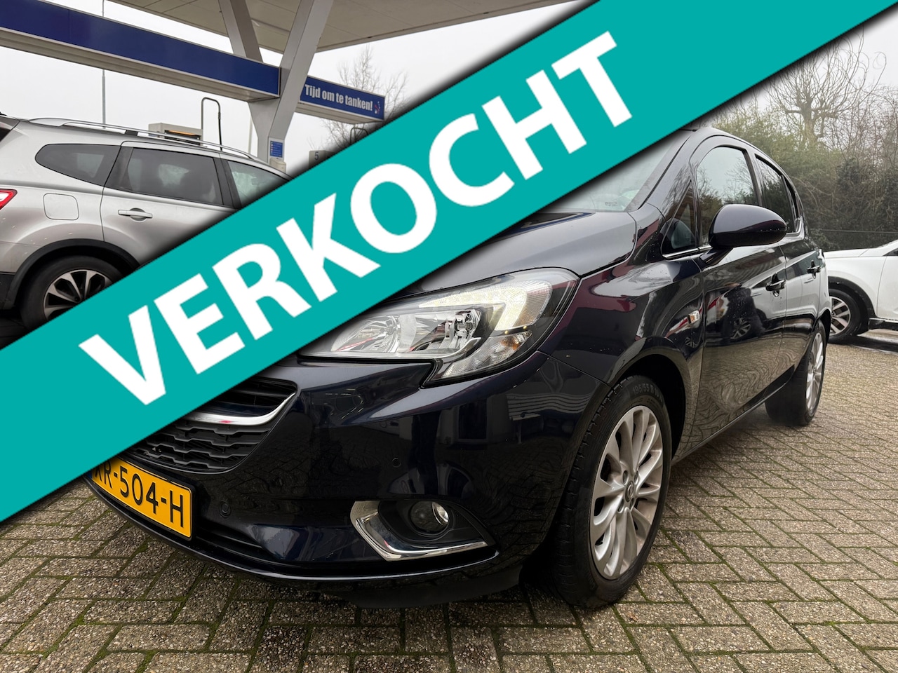 Opel Corsa - 1.4 Online Edition lage km./ Parkeersensoren / Camera / CruiseControl / Bluetooth - AutoWereld.nl