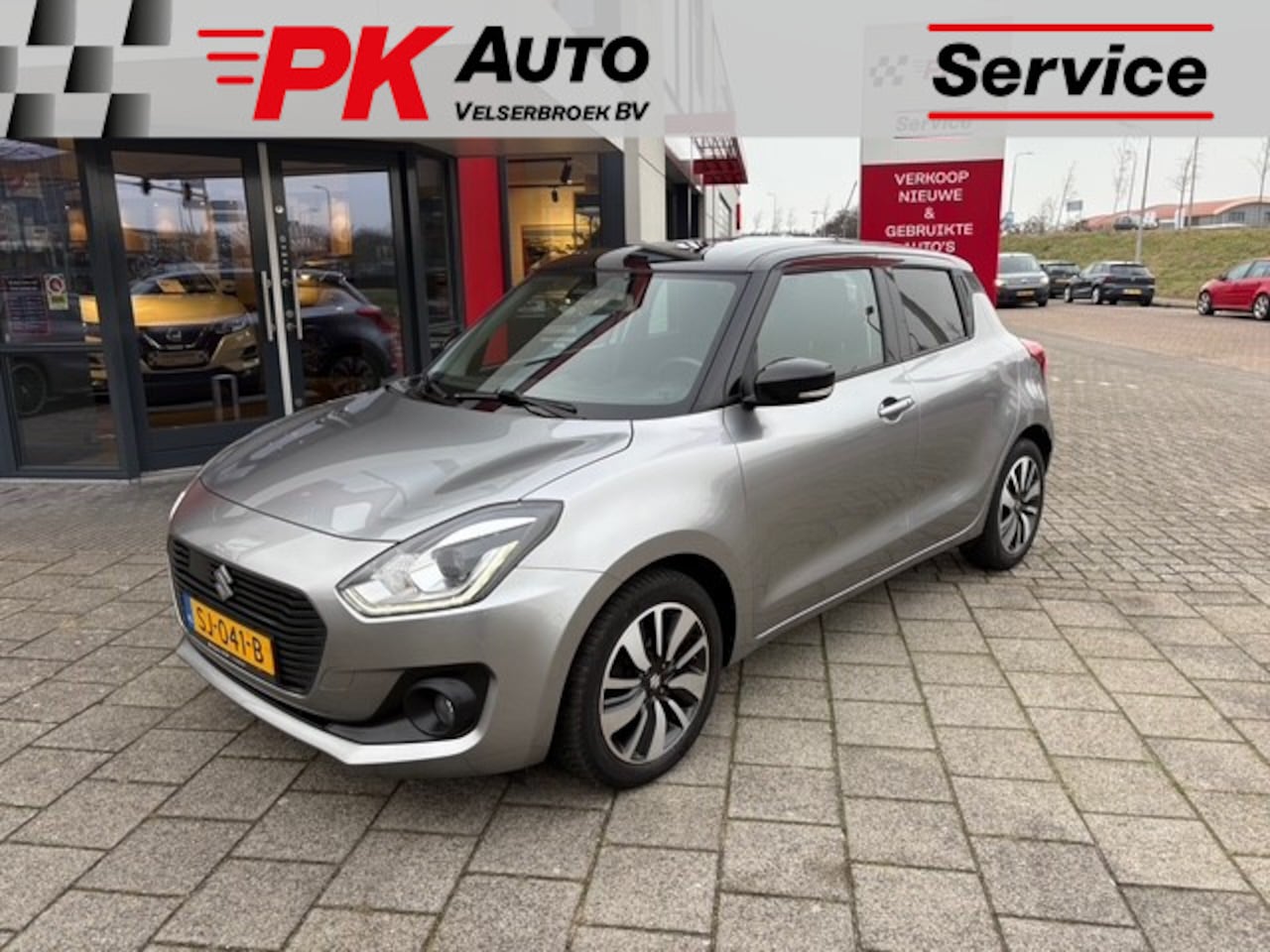 Suzuki Swift - 1.2 Stijl | Navi | Cruise | Camera | 72.308 km Dealeronderhouden - AutoWereld.nl