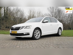 Skoda Octavia - 1.0 TSI Greentech Ambition Business Automaat trekhaak