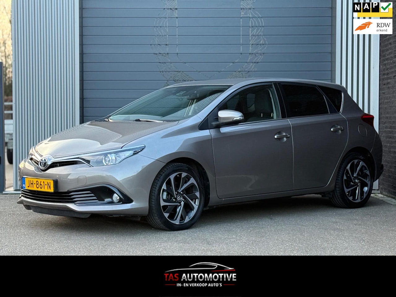 Toyota Auris - 1.2T Dynamic 2e EIG / AUTOMAAT / NAVI / NAP - AutoWereld.nl