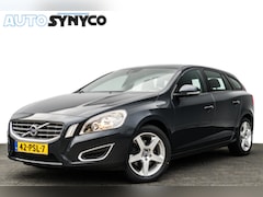 Volvo V60 - 1.6 T4 Kinetic I Cruise Control I Trekhaak I Climate Control I Navi I Automaat I Volledig