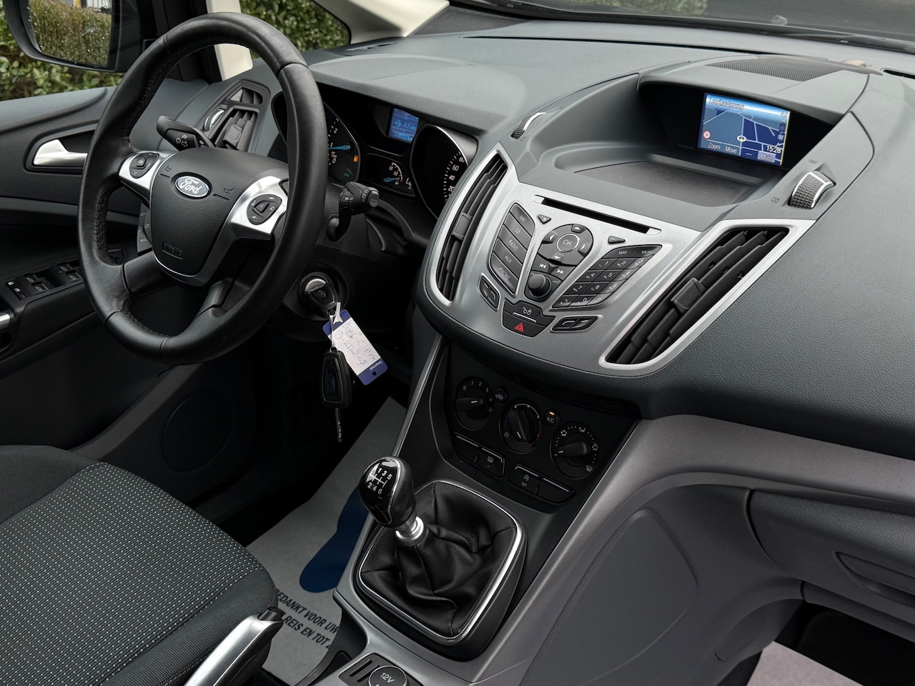 Ford Grand C-Max - 1.0 Edition - CRUISE CONTR - PARK SENS - TREKHAAK - ISOFIX ! - AutoWereld.nl