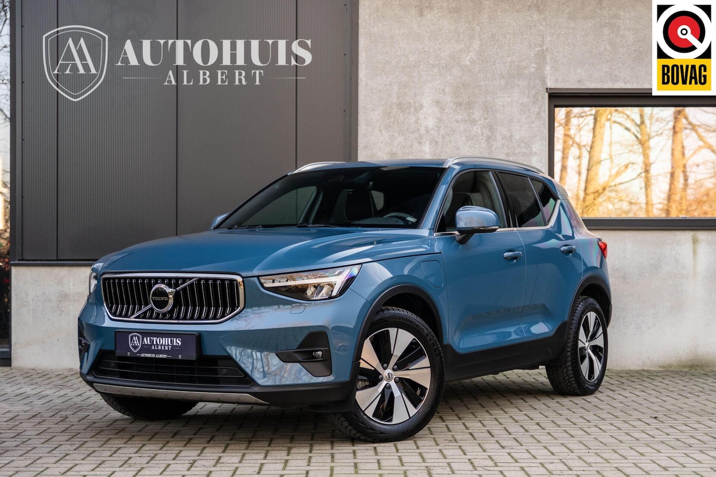Volvo XC40 - 1.5 T5 Recharge Ultimate Bright Pano Trekhaak H&K - AutoWereld.nl