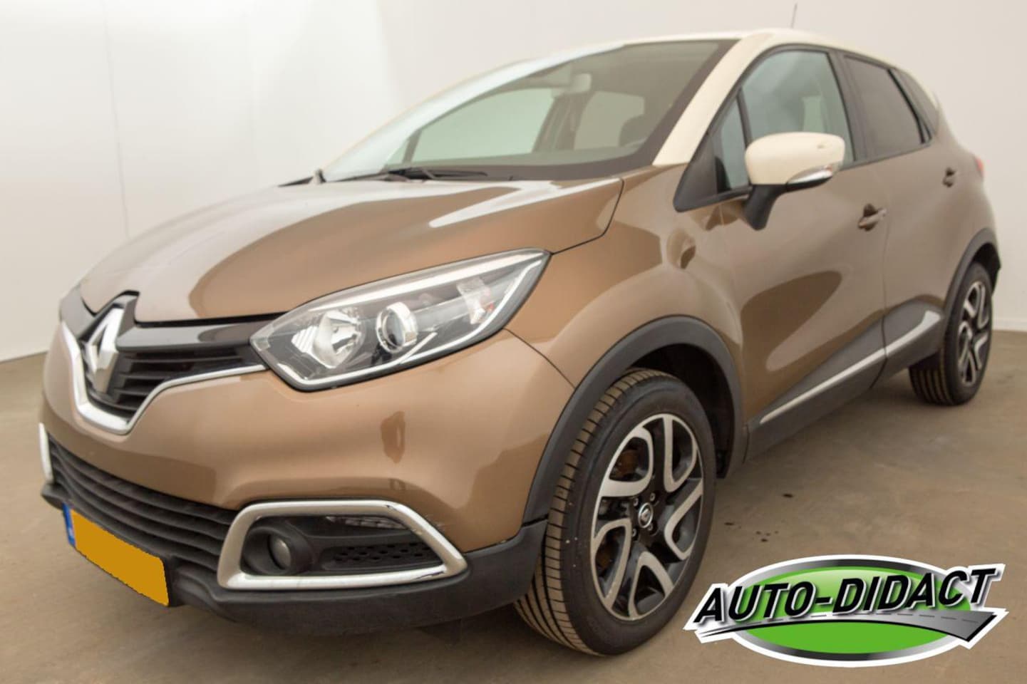 Renault Captur - 1.2 TCe Automaat Clima 96.702 km NAP Dynamique - AutoWereld.nl