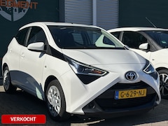 Toyota Aygo - 1.0 VVT-i x-play limited 1e eigenaar / Airco / Carplay / Camera / Nap