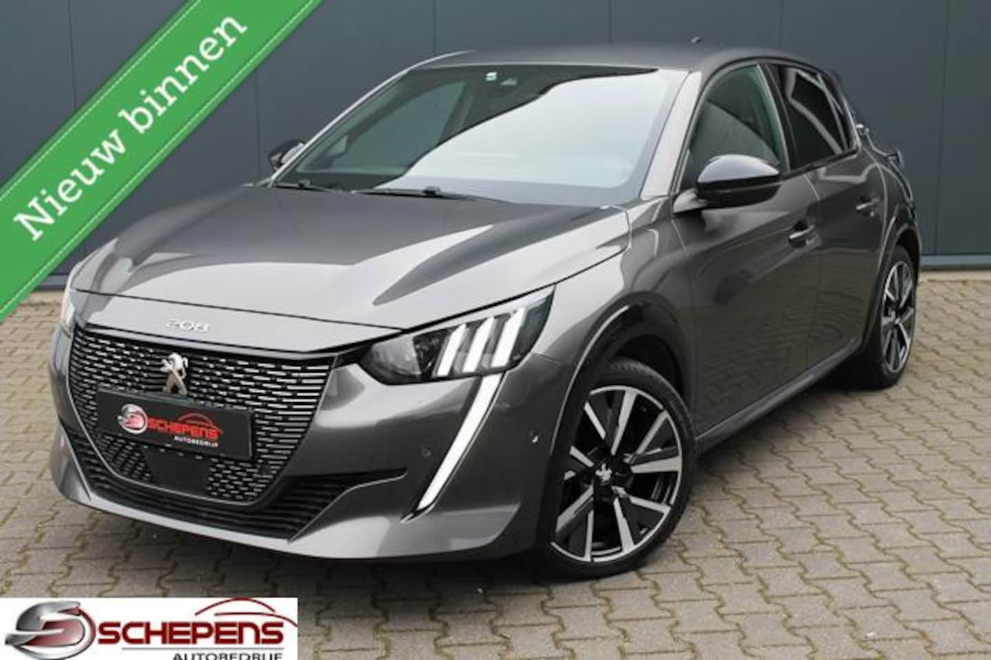 Peugeot 208 - 1.2 PureTech GT Automaat | Navi | Camera - AutoWereld.nl