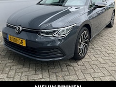 Volkswagen Golf Variant - 1.0 eTSI Life Business | Parkeersensoren | Navigatie | Adaptieve cruise control | Stoelver