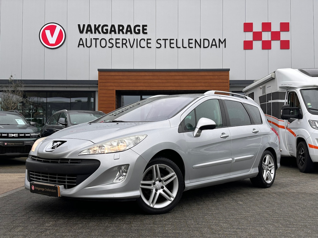 Peugeot 308 SW - 1.6 VTi Sportium|Climate Control|Trekhaak|Cruise Control - AutoWereld.nl