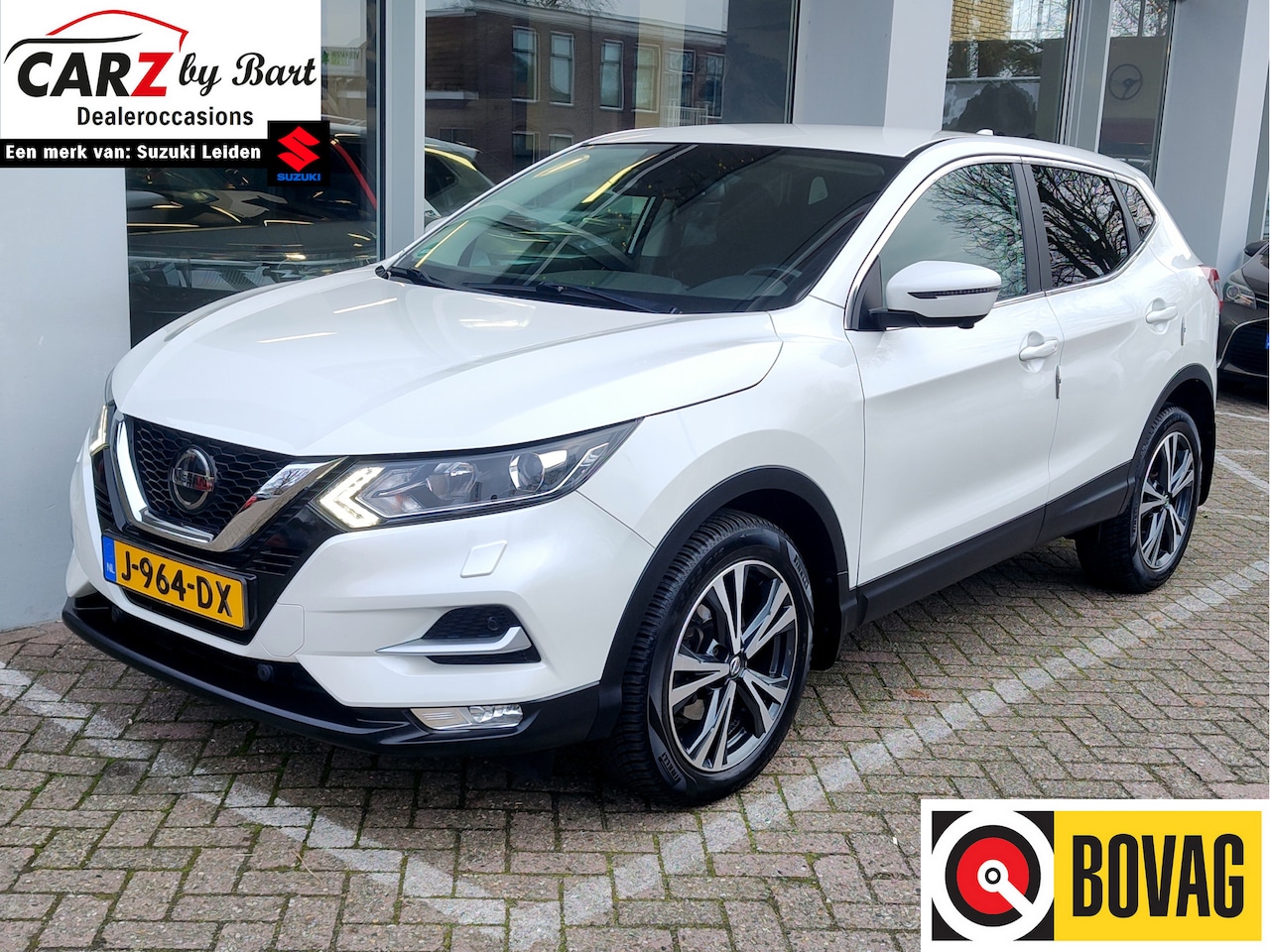 Nissan Qashqai - 1.2 N-CONNECTA AUTOMAAT Navi | Keyless | 360 Camera | All Seasonbanden - AutoWereld.nl