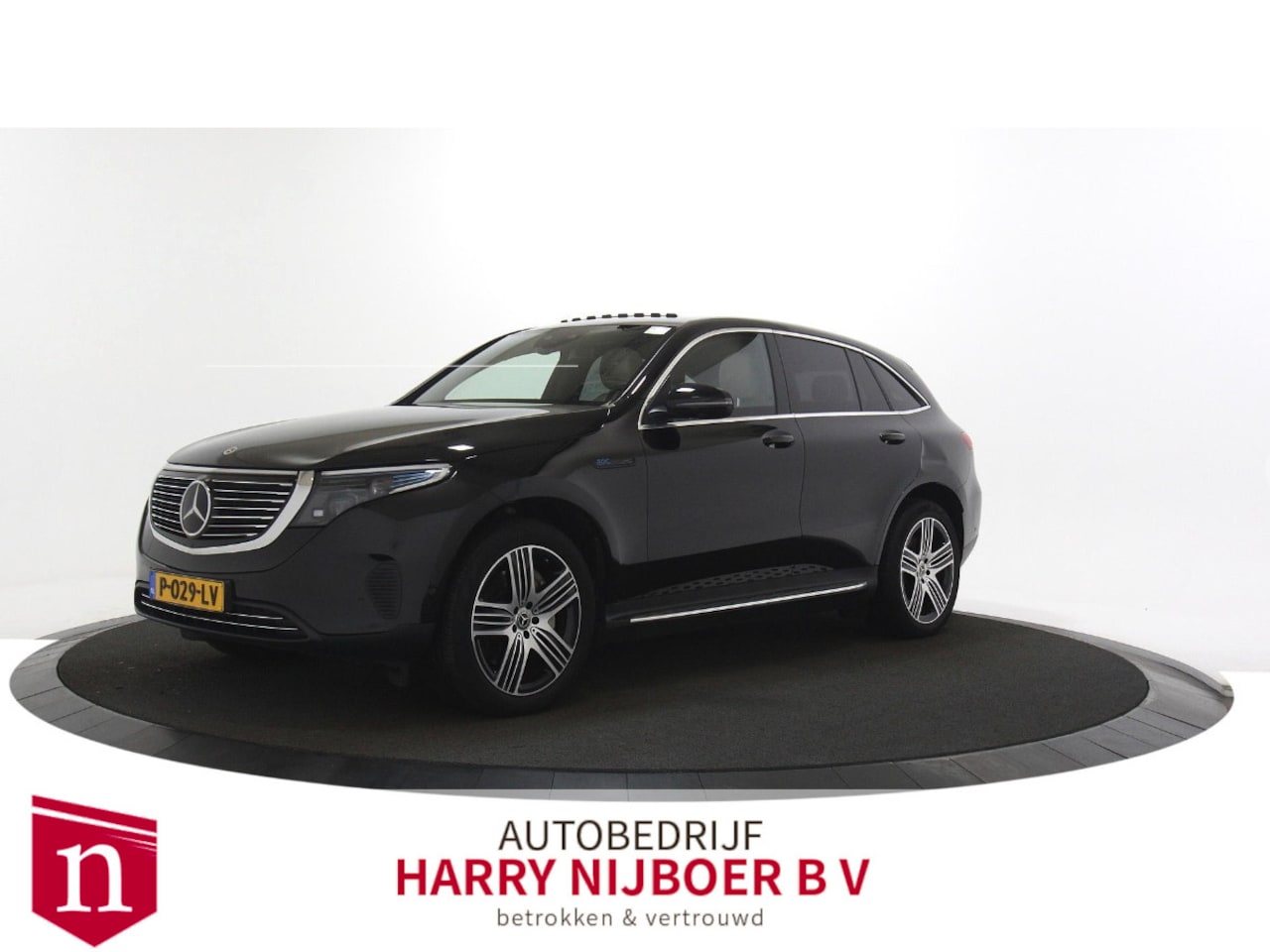 Mercedes-Benz EQC - 400 4MATIC Premium Plus 80 kWh Panodak / SOH 97% / Leder / Multibeam led enz - AutoWereld.nl