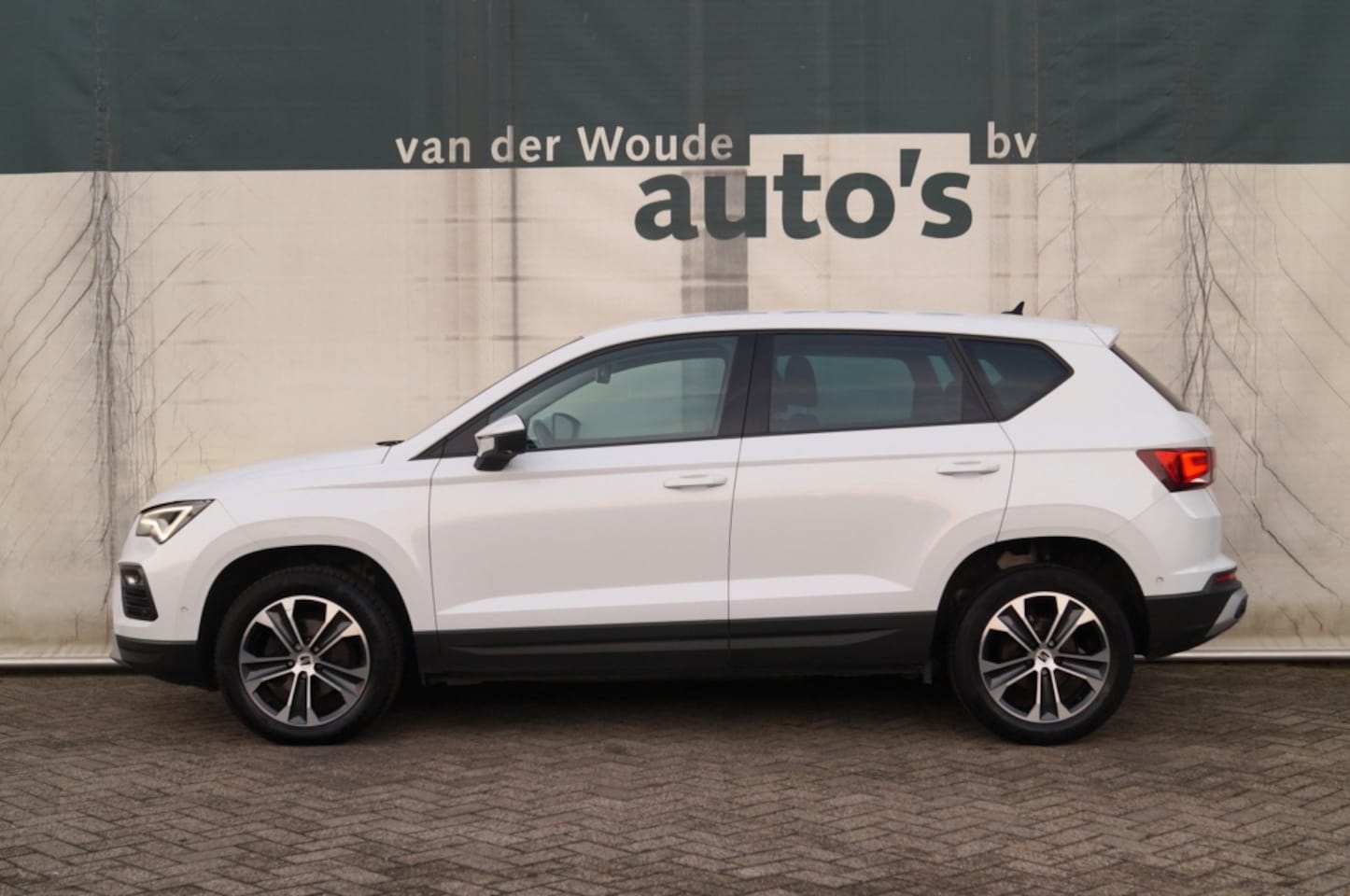 SEAT Ateca - 1.5 TSI 150pk DSG Style Business Intense -LED-ECC- - AutoWereld.nl