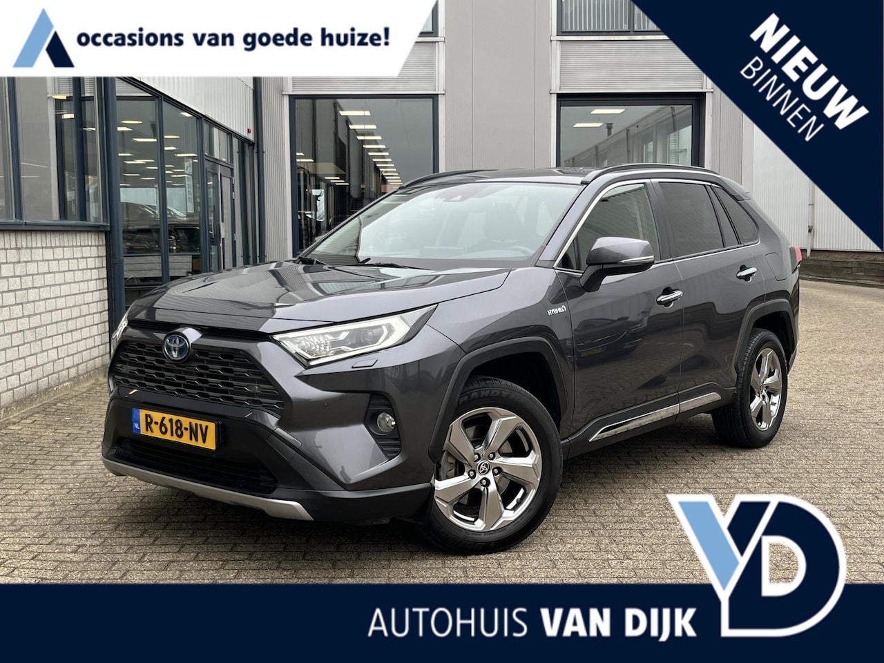 Toyota RAV4 - 2.5 Hybrid AWD Style Voll.Historie/4x4/Navi/Stoel+Stuurverwarming/Camera/Apple CarPlay-And - AutoWereld.nl