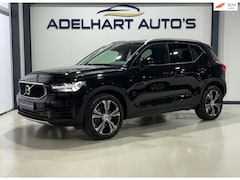 Volvo XC40 - 2.0 T4 Momentum Pro Automaat / Navigatie full map / Cruise control / Climate control / Par